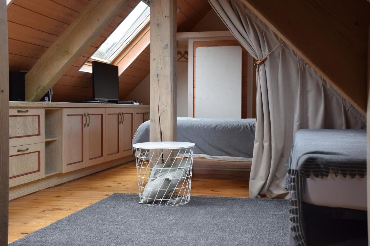 Petit Duplex De Charme Sous Les Toits Du Mont-Dore المظهر الخارجي الصورة
